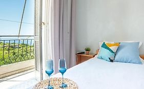Blue Maraci 2 - Sea View, Kitchen, Beach Access