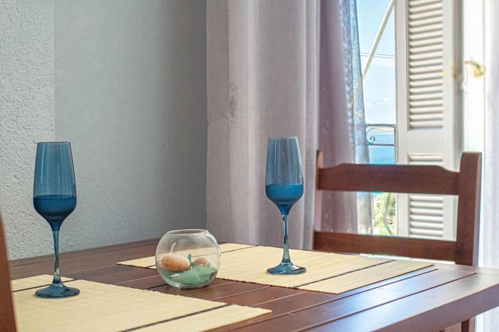 Ferienwohnung Blue Maraci 2 - Sea View, Kitchen, Beach Access Himarë Exterior foto