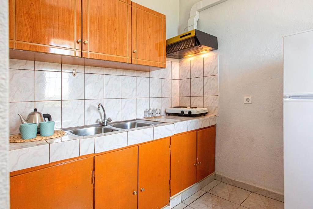 Ferienwohnung Blue Maraci 2 - Sea View, Kitchen, Beach Access Himarë Exterior foto